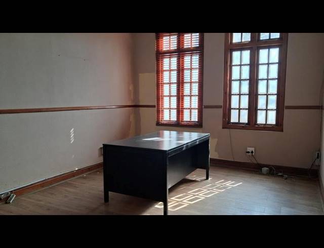 BUSINESS PROPERTY TO RENT IN SUNNYSIDE
